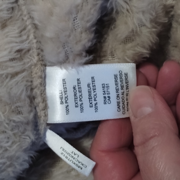 Calvin Klein tan fuzzy vest - Picture 3 of 7